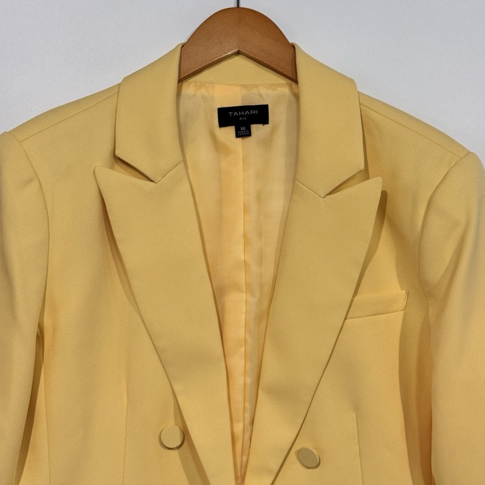 Tahari Blazer Womens 16 Yellow Double Breasted Career Jacket Tailored Old Money - Picture 3 of 11